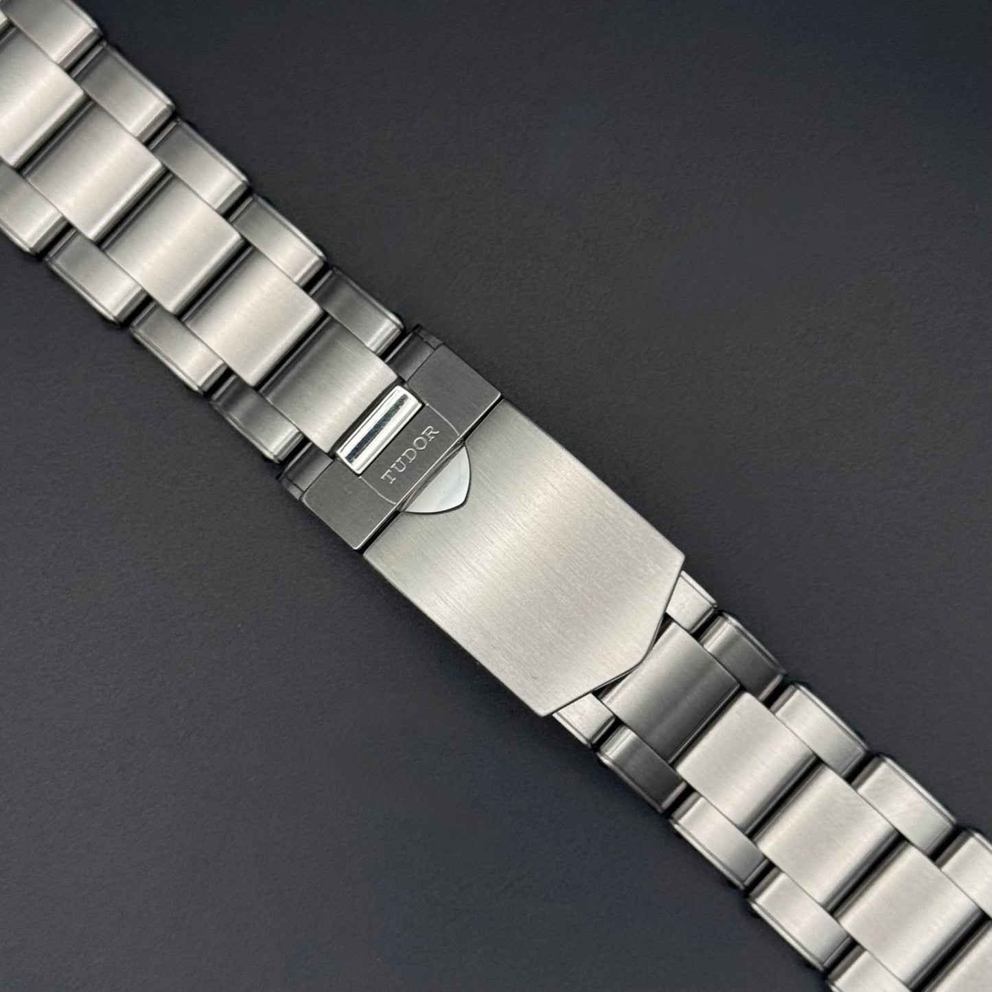 TUDOR Black Bay Chrono