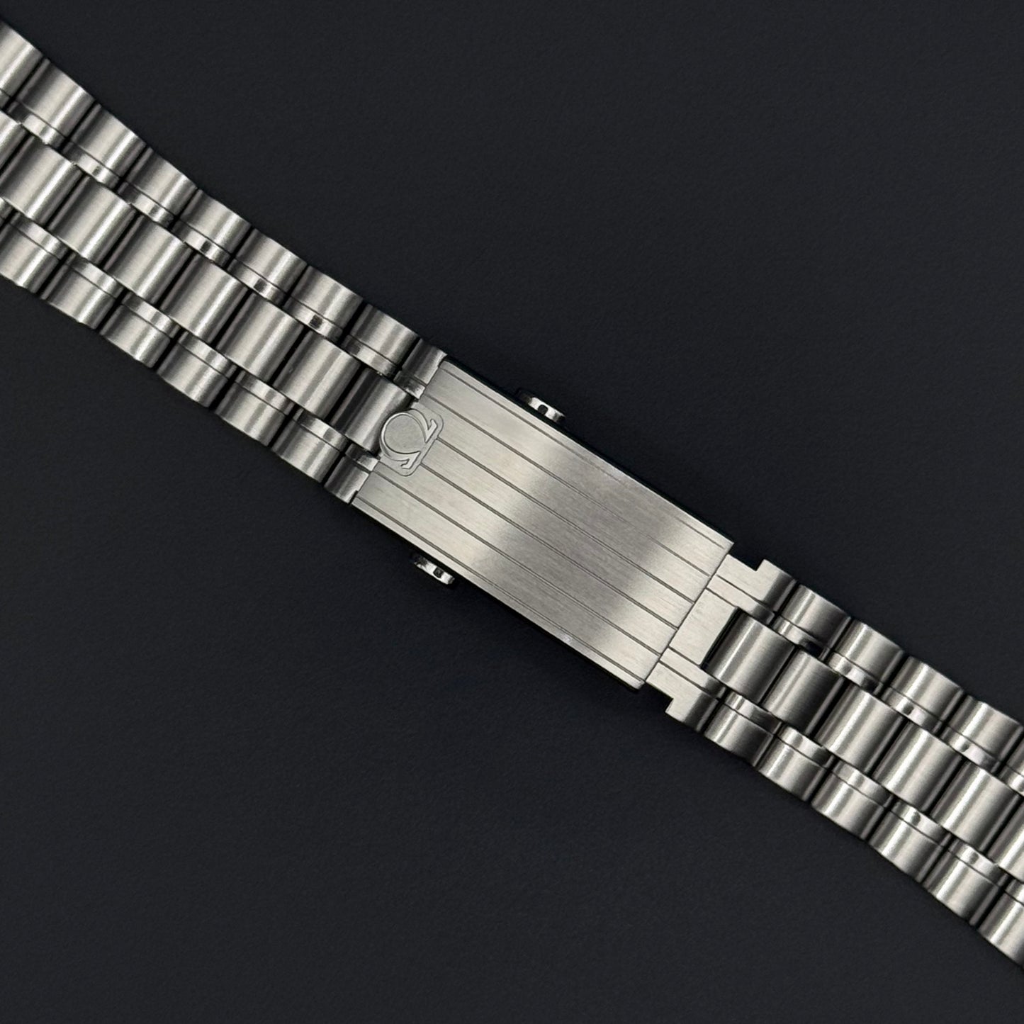 OMEGA Speedmaster