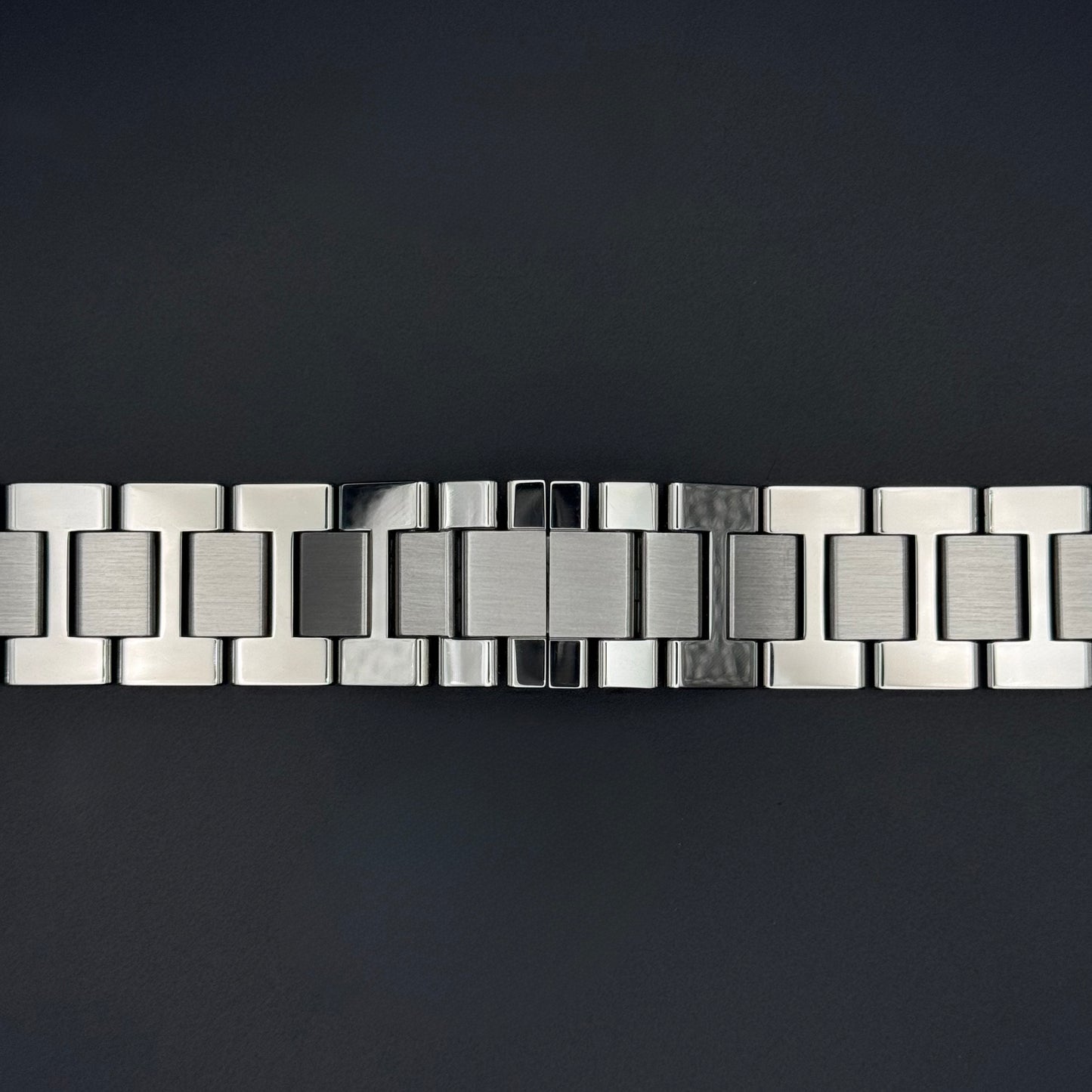 CARTIER Tank Solo