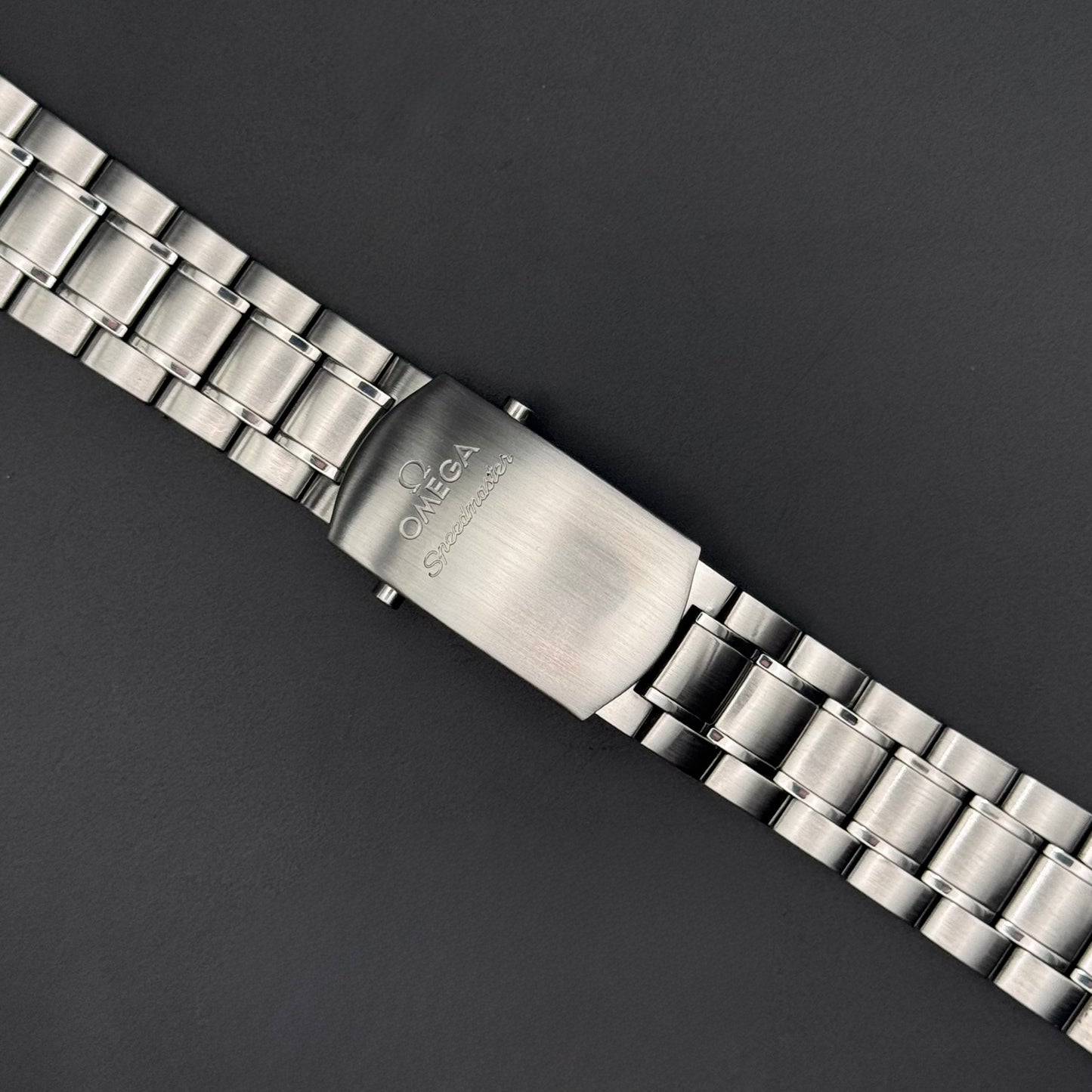 OMEGA Speedmaster Date